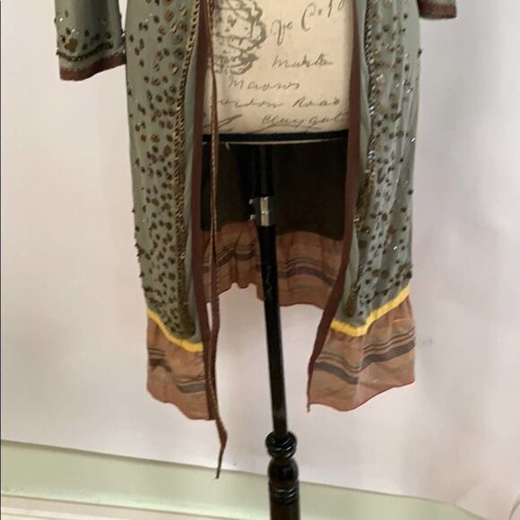 A COMMON THREAD OPEN CARDIGAN SEQUINS‎ DETA… - Picture 3 of 10